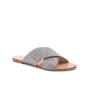 RAYE Like-New Sullivan Cross-Over Slide Sandal, Size 8.5, Slate Grey
